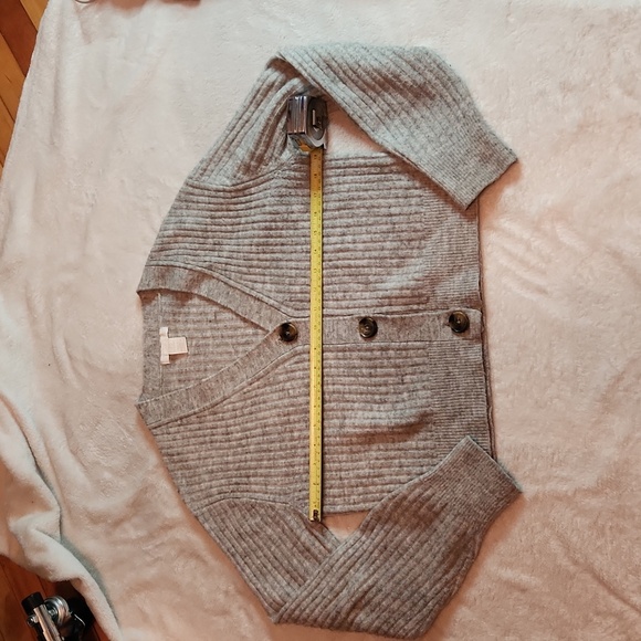 NOT SO MYSTERY BUNDLE size small - Picture 2 of 16